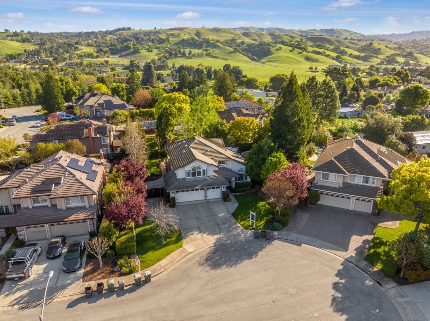 17428 Alisa Ct, Morgan Hill CA  95037-7219 exterior