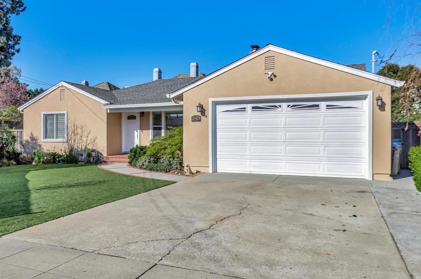 15429 Willow Dr, Los Gatos, CA 95032