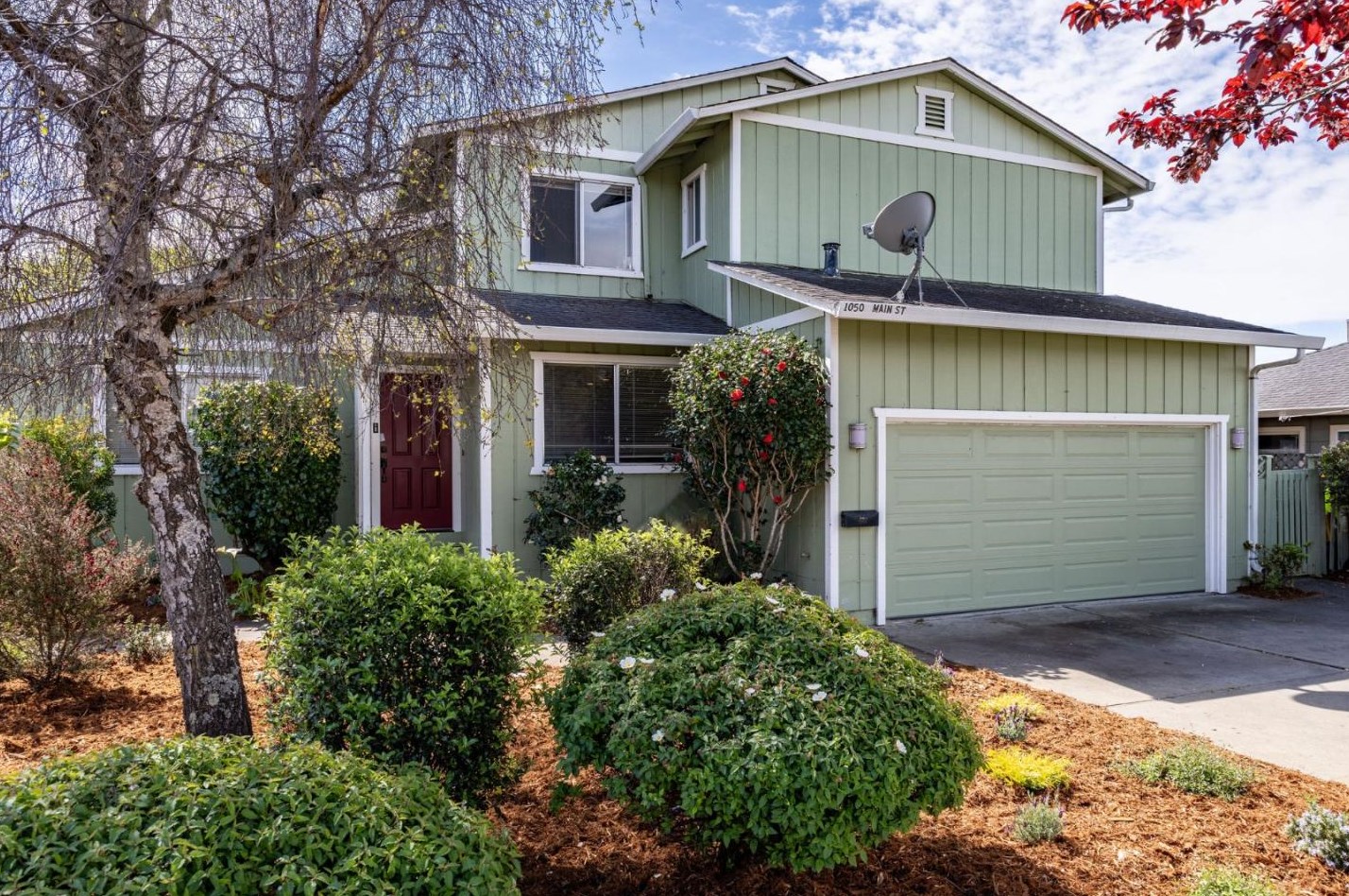 1050-1056 Main St, Princeton by the Sea, CA 94019