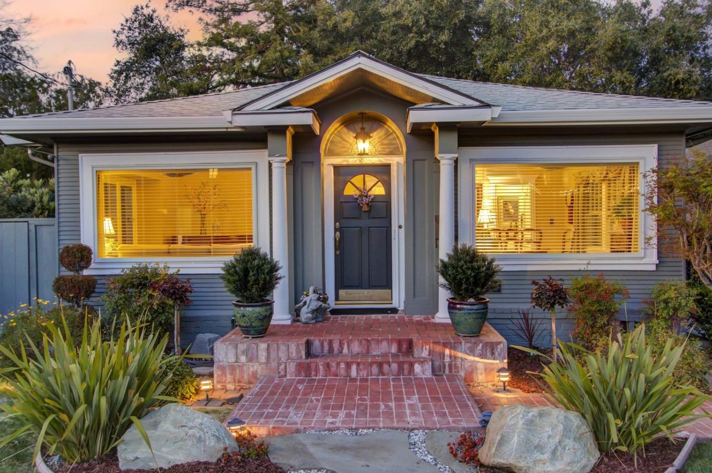 208 Caldwell Ave, Los Gatos, CA 95032