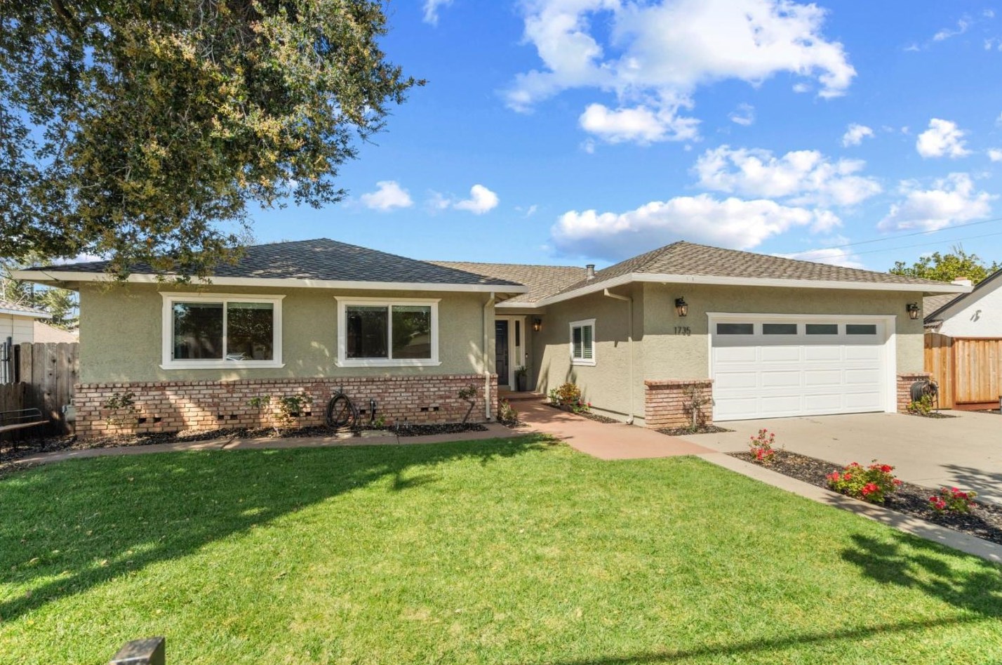 1735 W Hacienda Ave, Campbell, CA 95008
