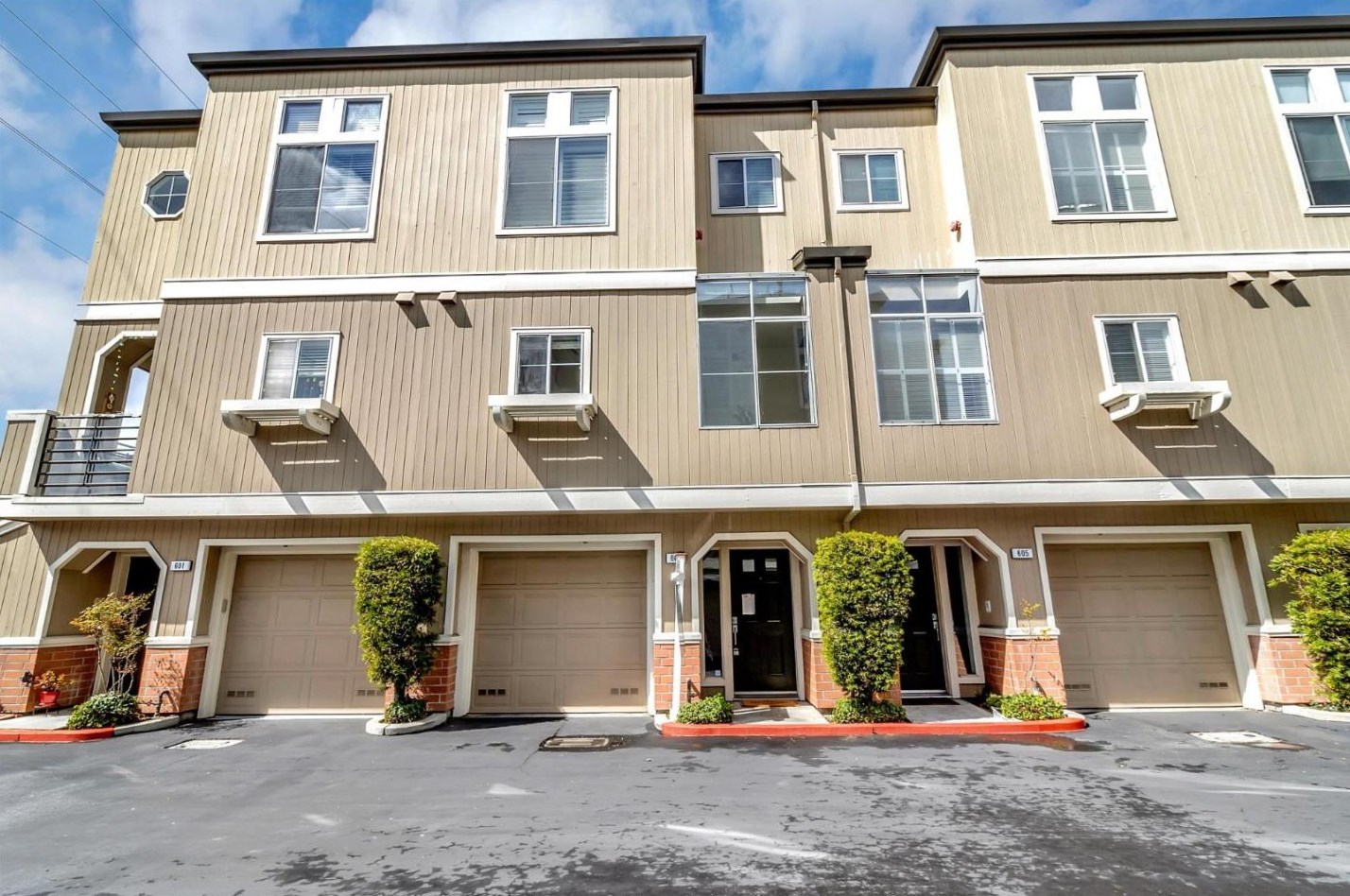 603 Emerald Bay Ln, San Mateo, CA 94404-4012