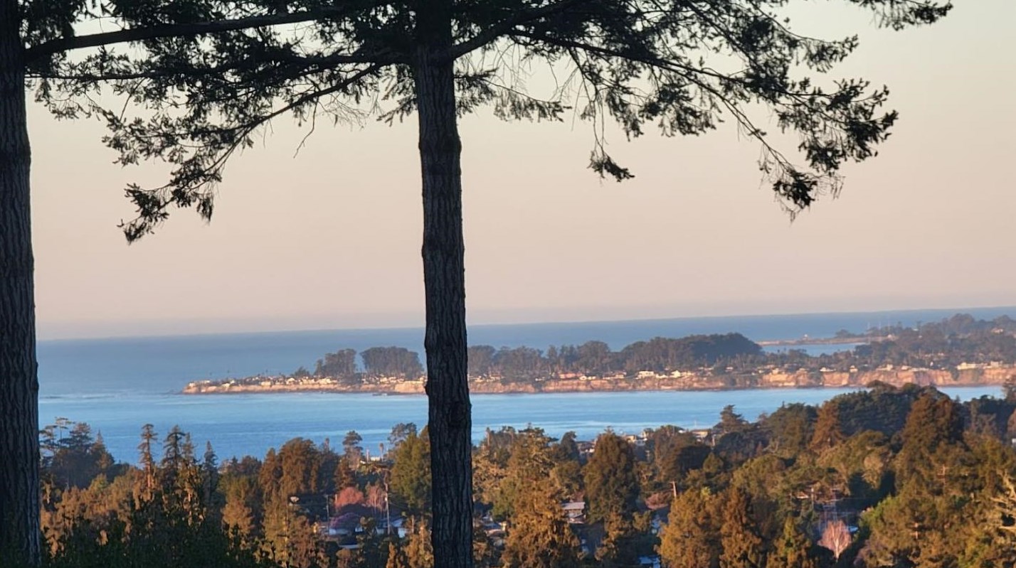 2630 Huntington Dr, Aptos, CA 95003-4243