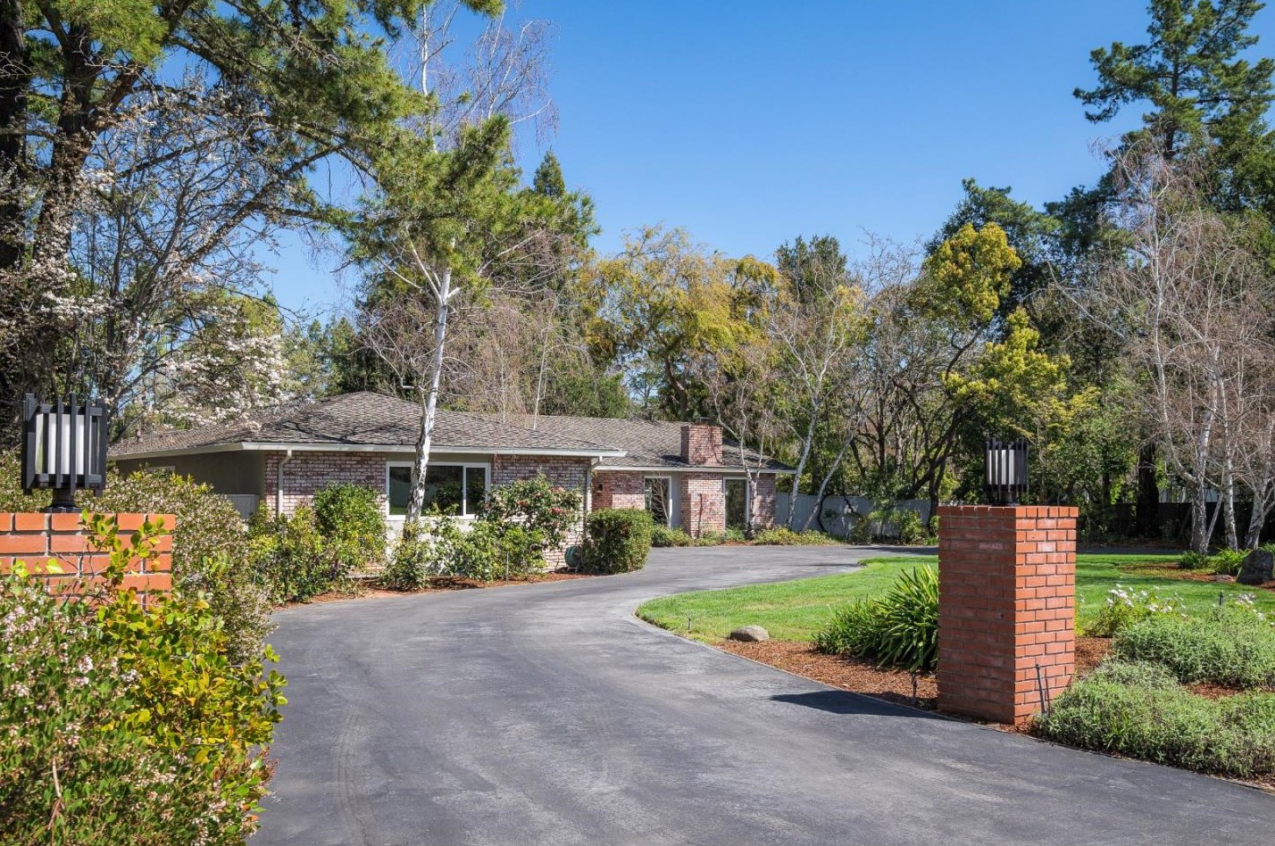 5 Callado Way, Menlo Park, CA 94027-6450