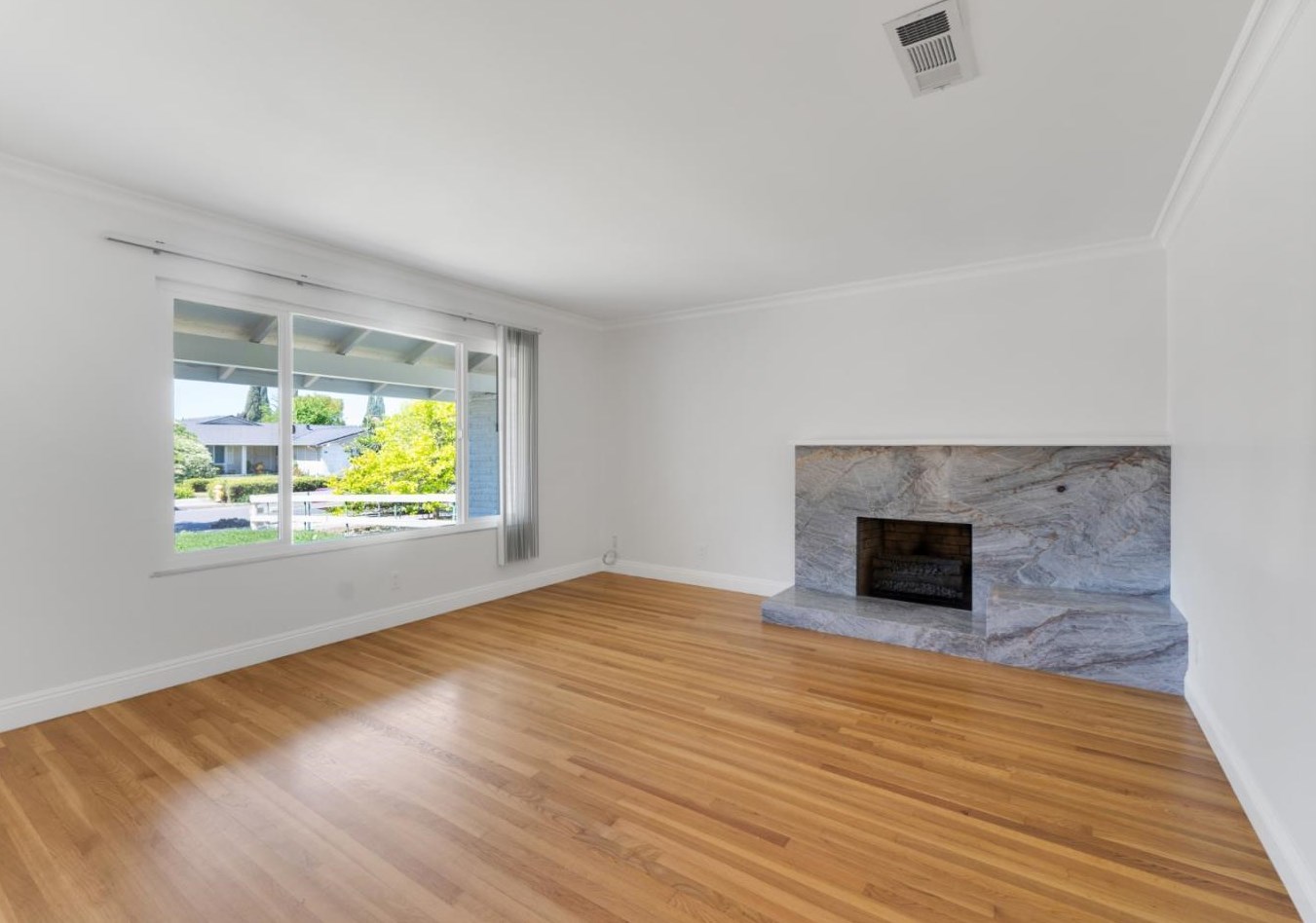 1008 Summerfield Dr, San Jose, CA 95121-2351
