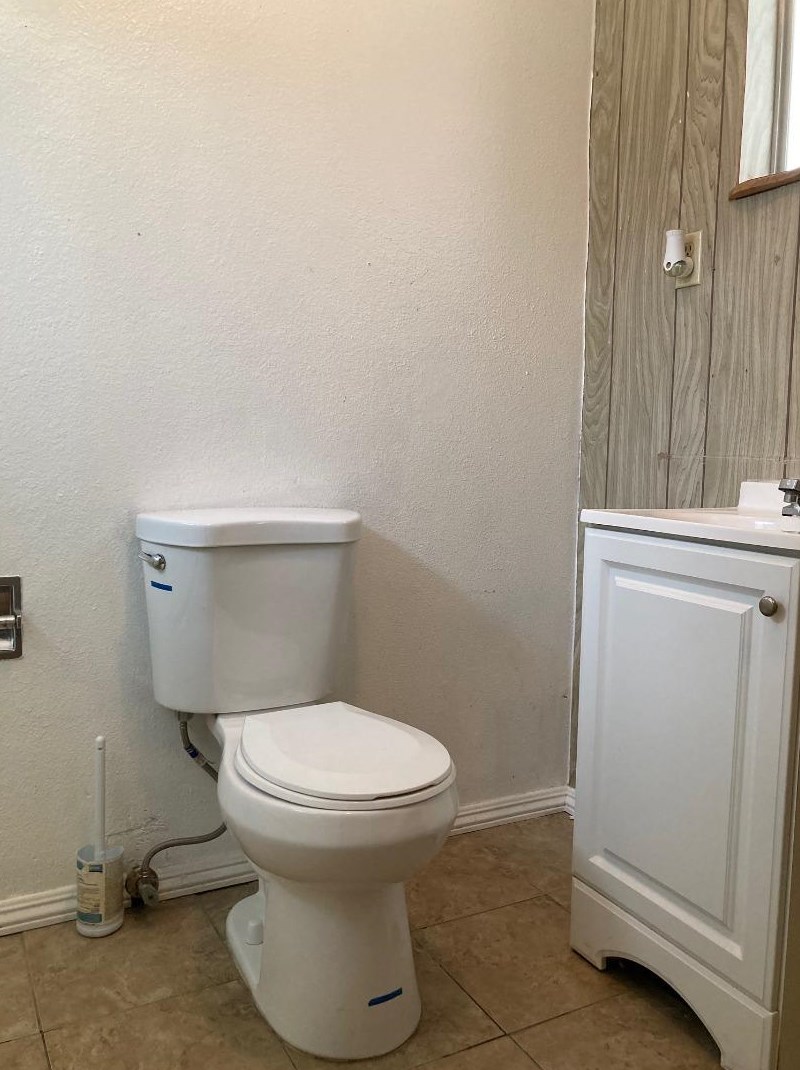 702 Conejo Ave, Modesto CA  95354-4275 exterior