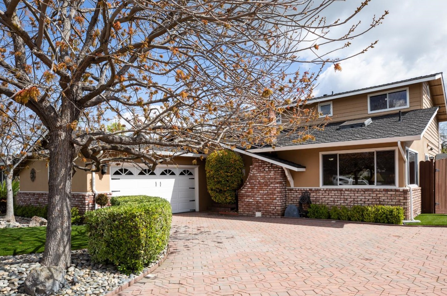 3316 Thompson Ave, San Jose, CA 95118-1338