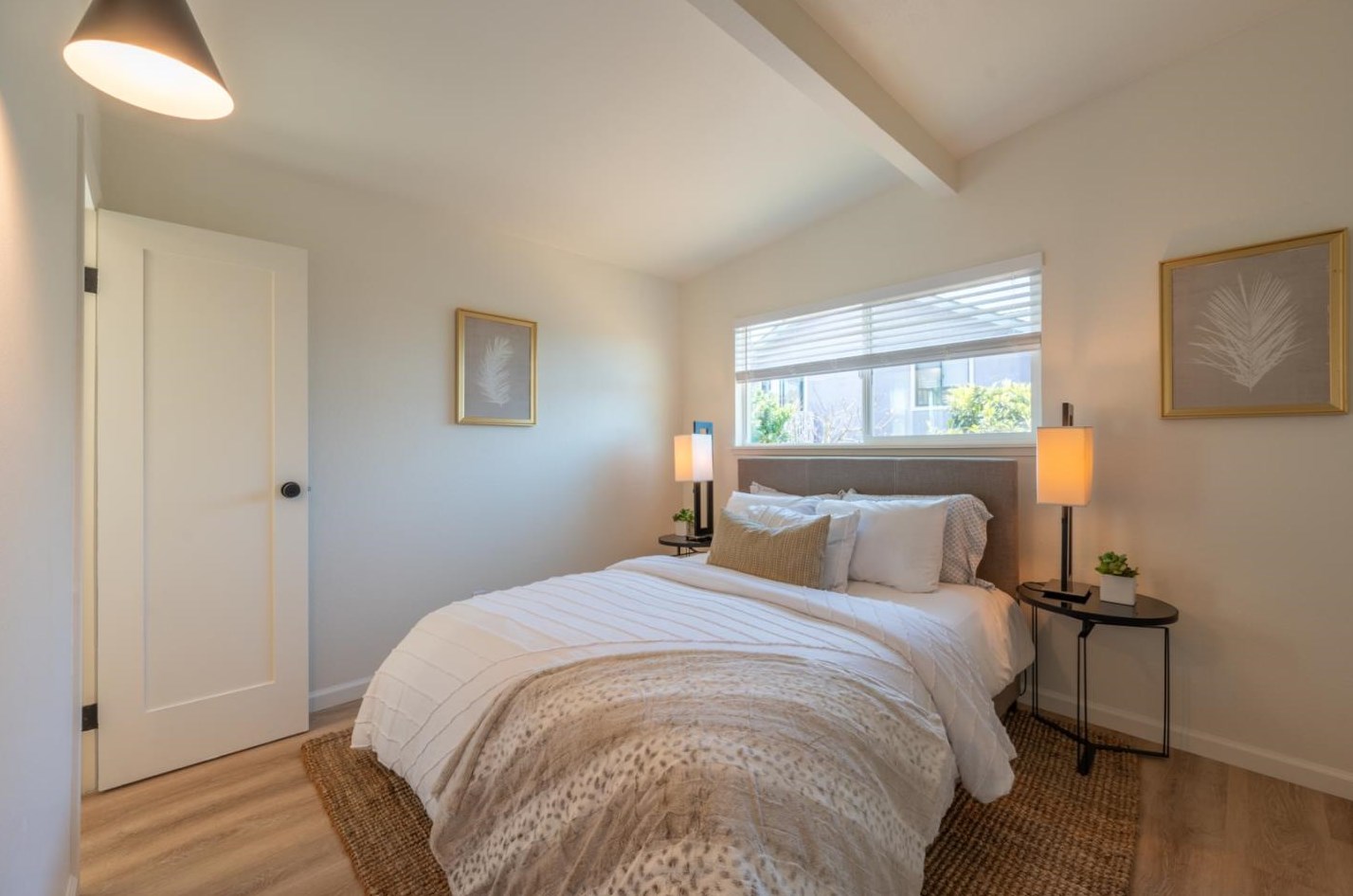 1543 Waring St, Seaside CA  93955-5038 exterior