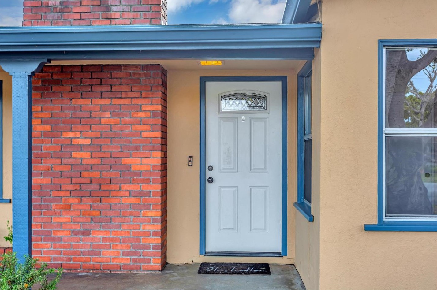 950 Portola Dr, Monterey, CA 93940-5512