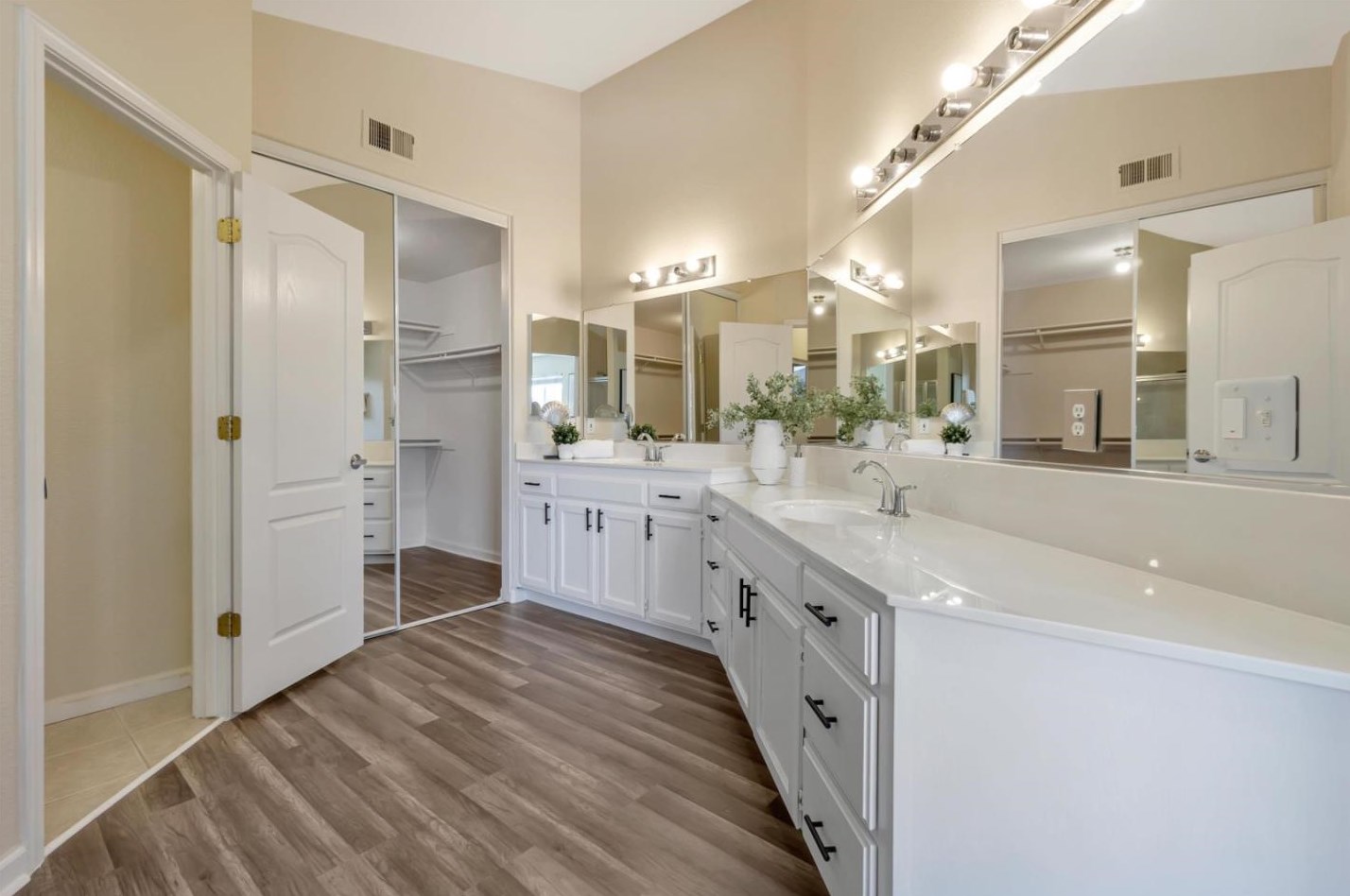 2248 Glen Canyon Dr, West Pittsburg CA  94565-2497 exterior