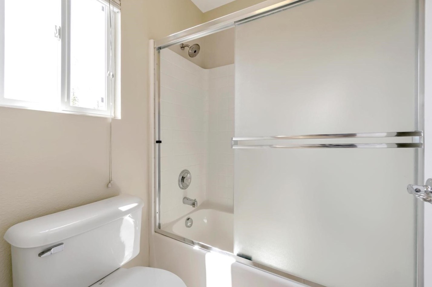 2248 Glen Canyon Dr, West Pittsburg CA  94565-2497 exterior