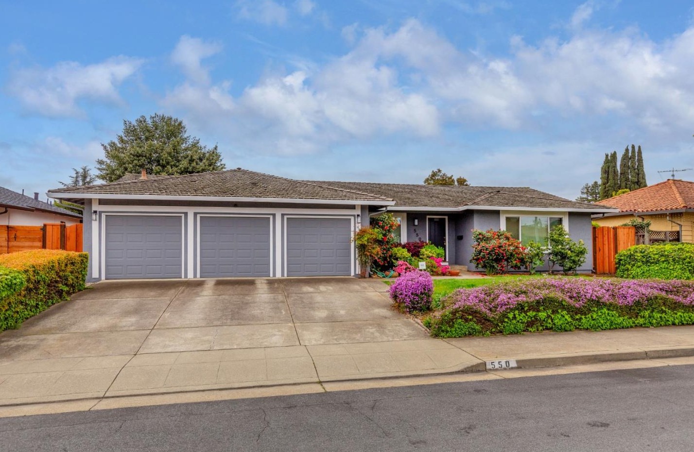 550 Tioga Ct, Sunnyvale, CA 94087-2450