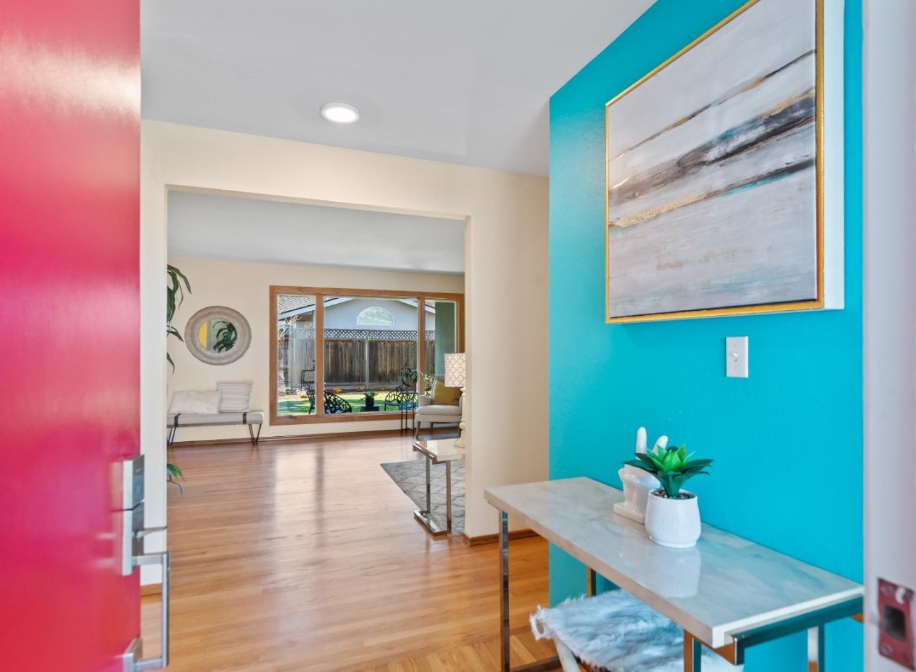 1557 Waxwing Ave, Sunnyvale, CA 94087-5026