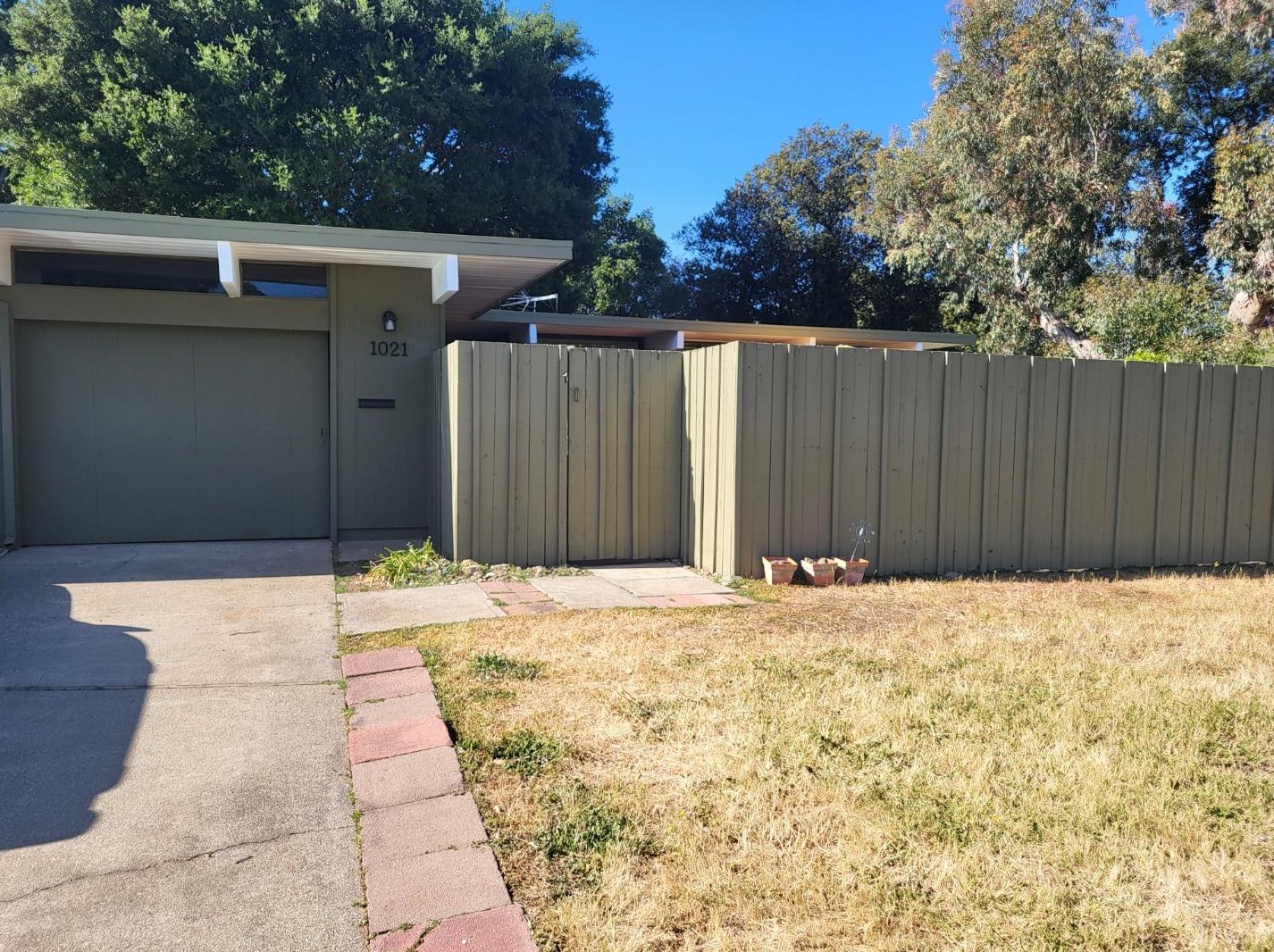 1021 La Salle Dr, Sunnyvale, CA 94087-5204