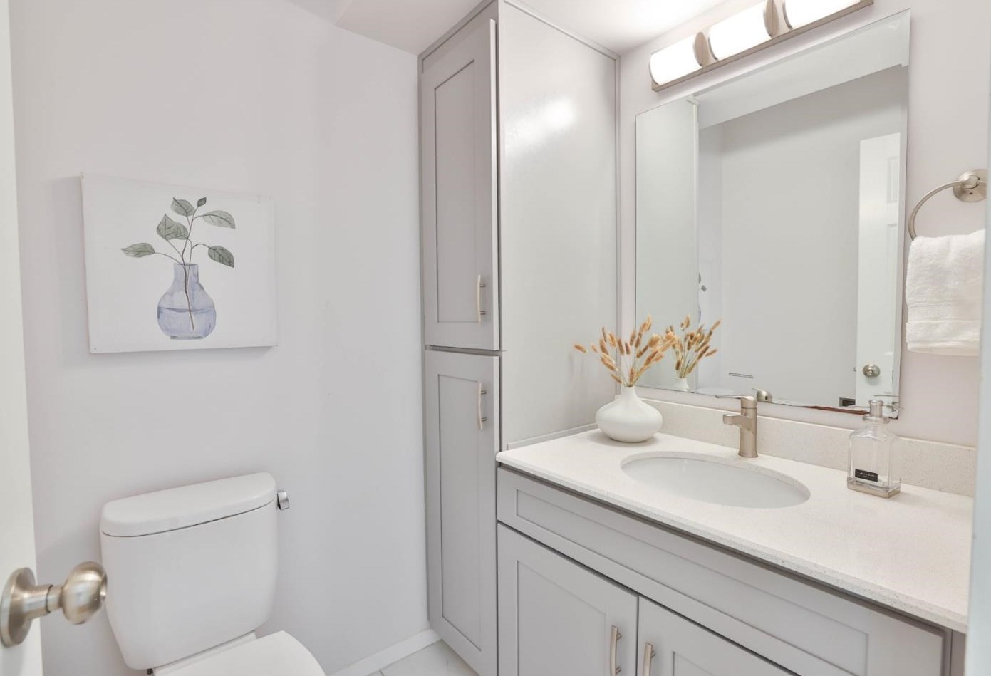 13 Sutter Creek Ln, Mountain View CA  94043-3108 exterior