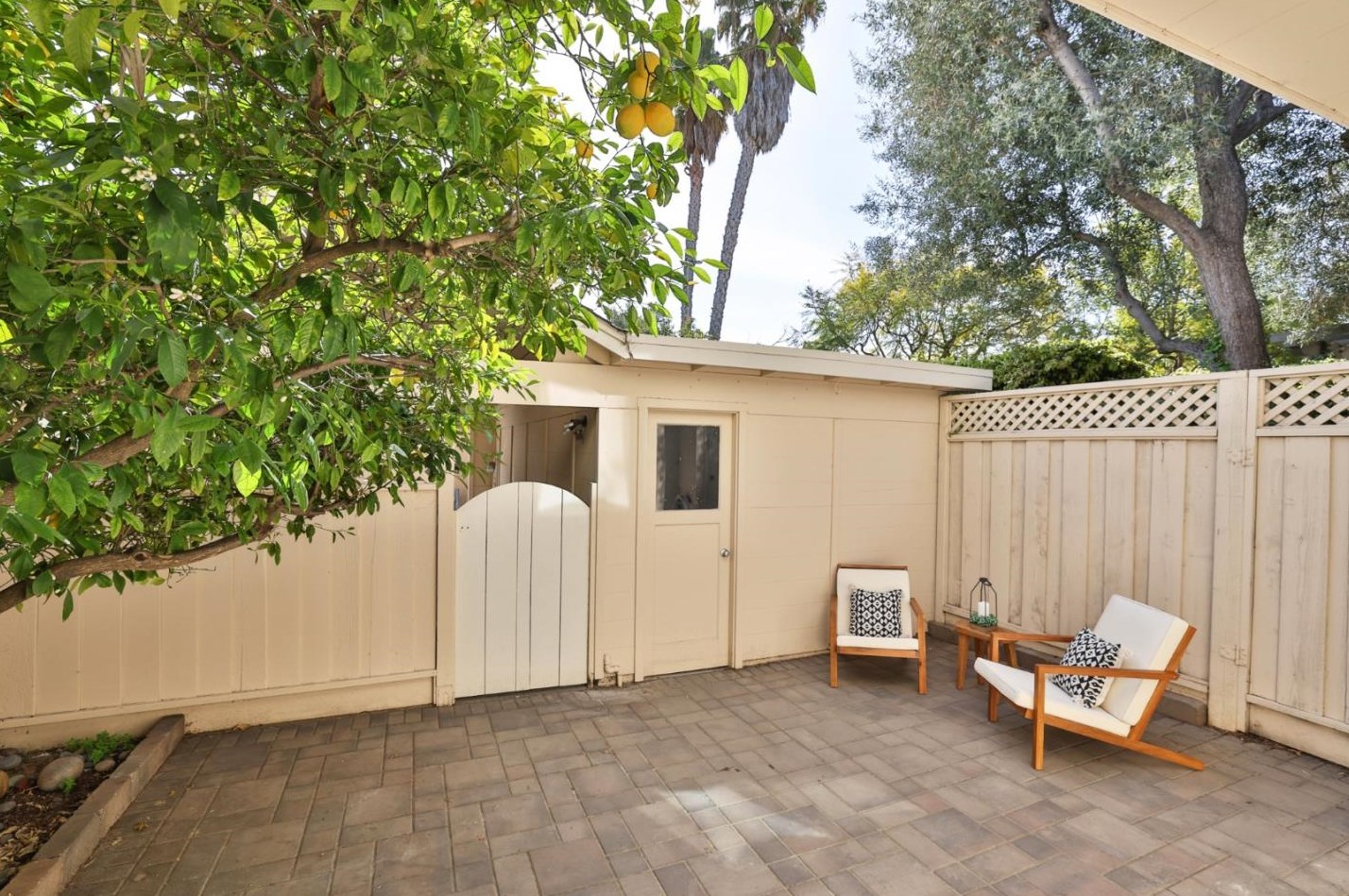 13 Sutter Creek Ln, Mountain View CA  94043-3108 exterior