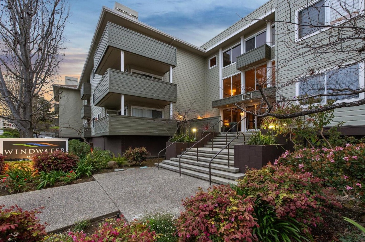 300 Murchison Dr 119, Millbrae, CA 94030