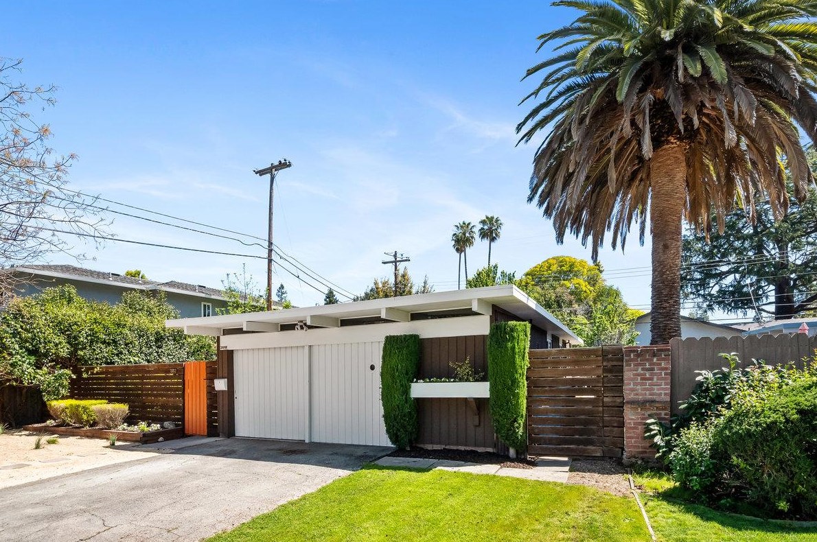 389 Northumberland Ave, Redwood City, CA 94061