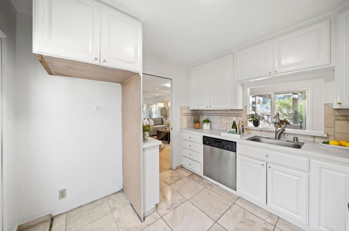 107 Villa Dr, Richmond CA  94806-3768 exterior