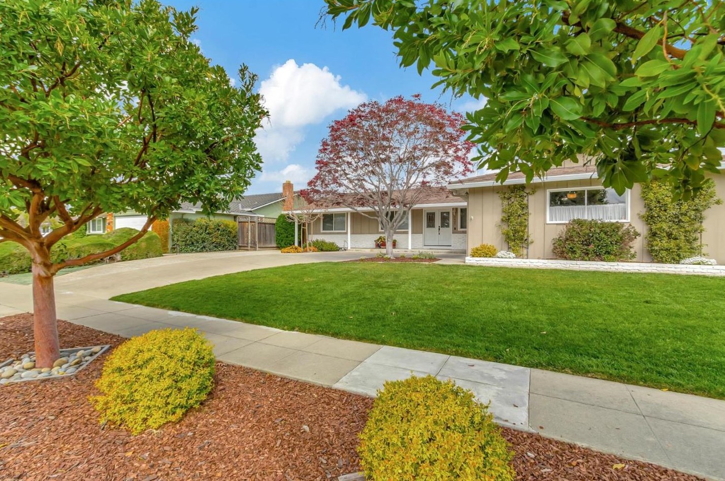 3405 Lynn Oaks Dr, San Jose, CA 95117-2533