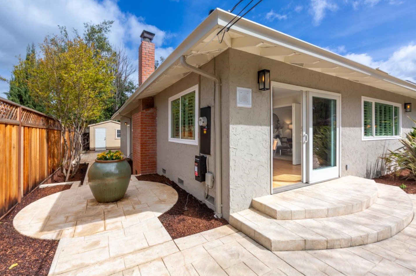 490 Cherry Ave, Los Altos CA 94022-1621 exterior