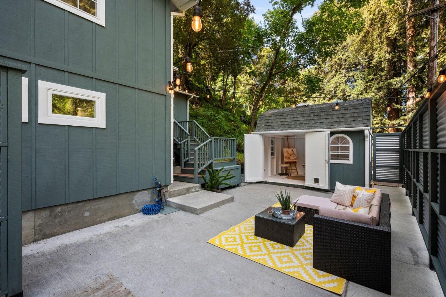 243 Hayward Rd, Aptos, CA 95003-9760