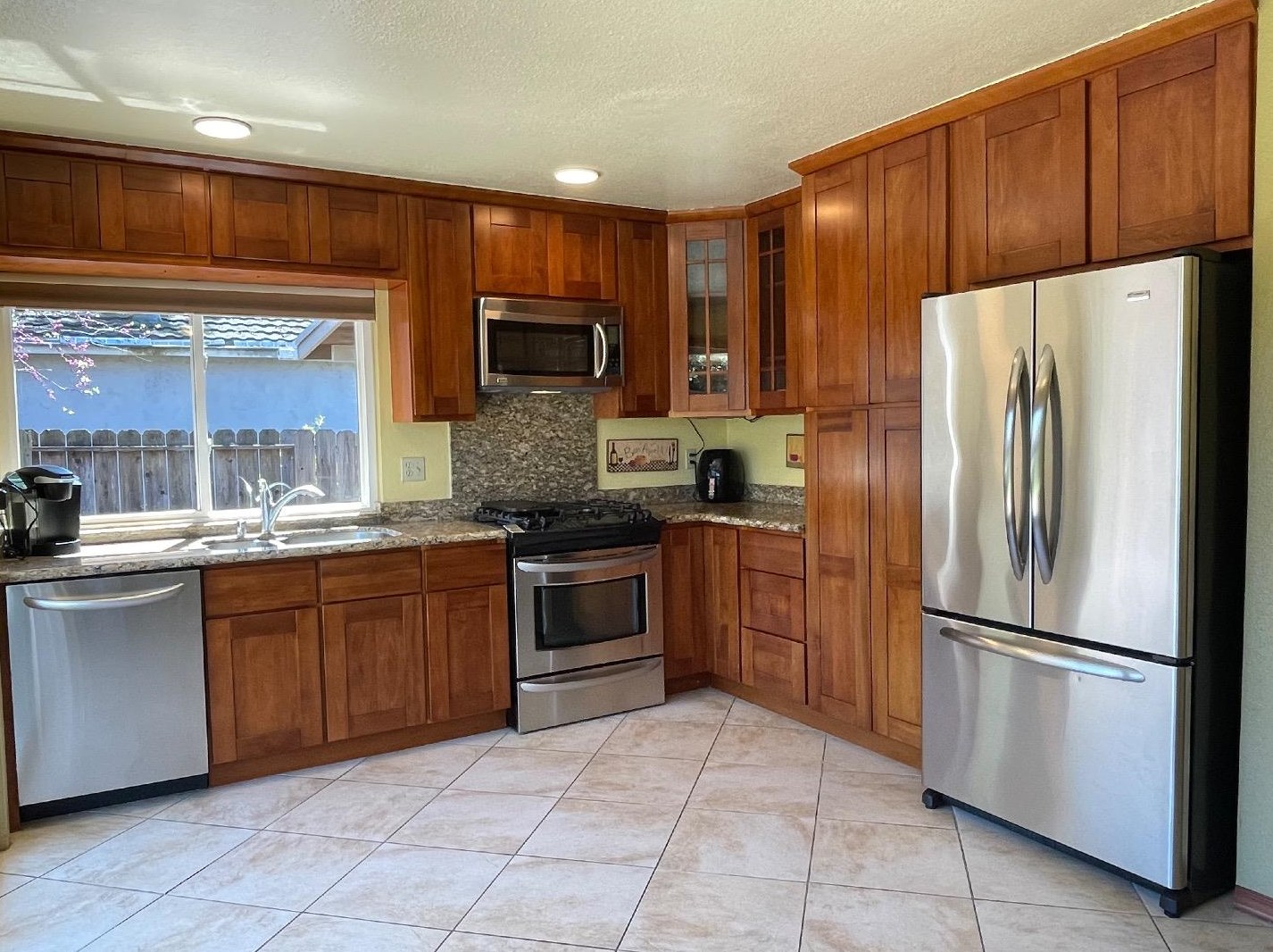 304 Oakberry Way, San Jose, CA 95123-5122