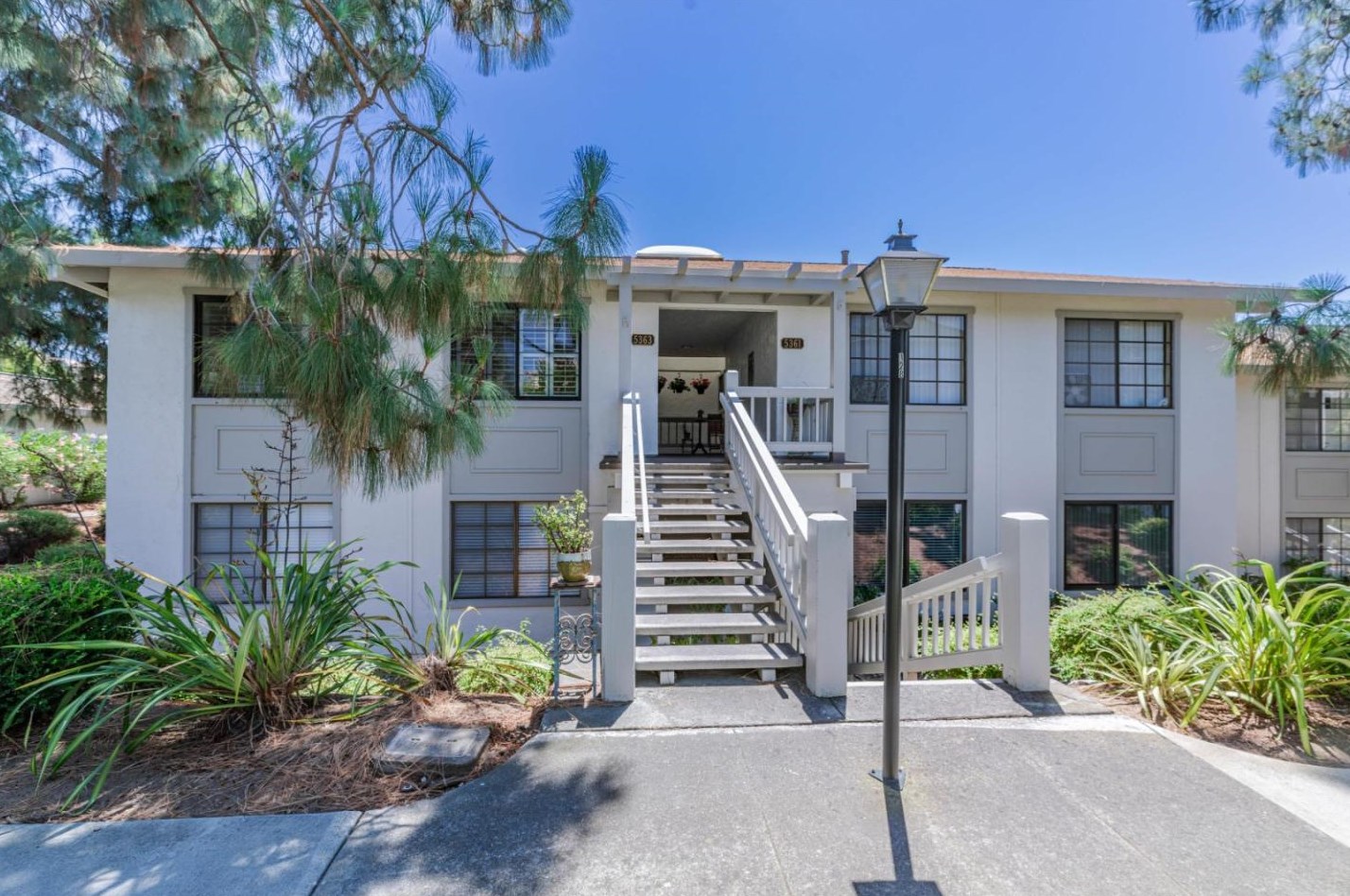 5363 Cribari Dell, San Jose, CA 95135