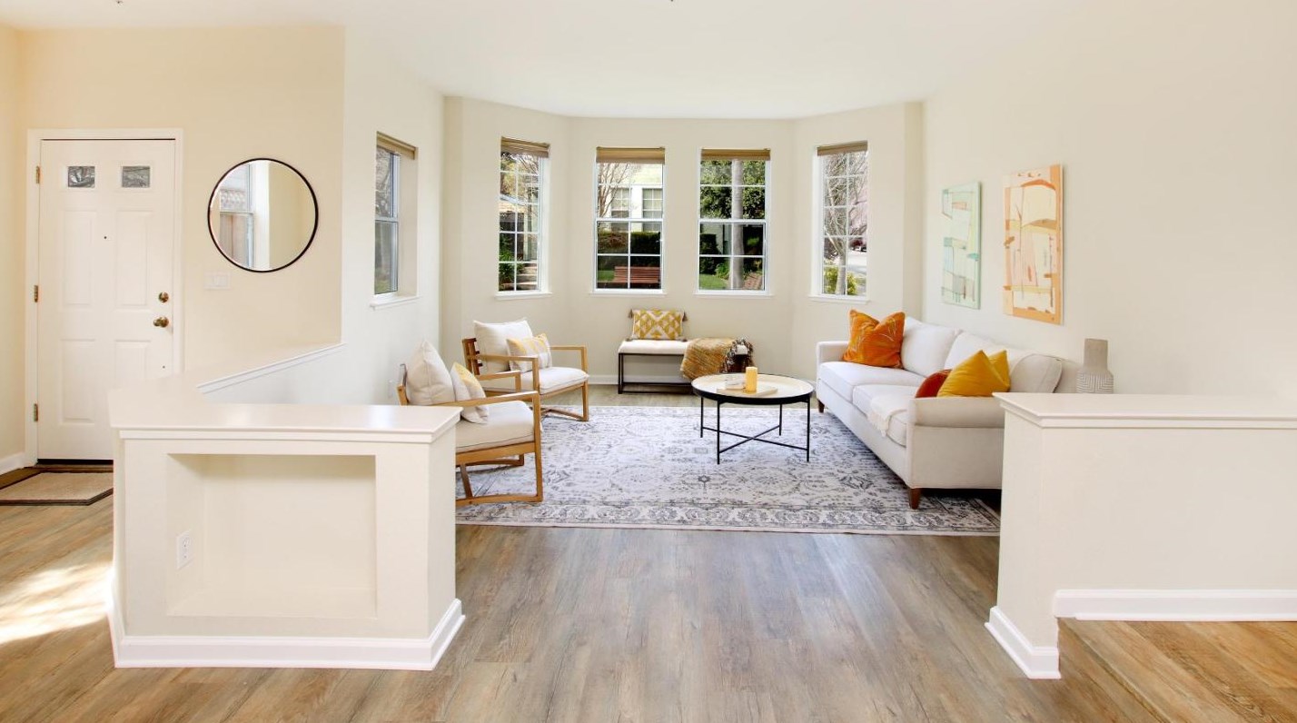 215 Village Cir, Santa Cruz, CA 95060
