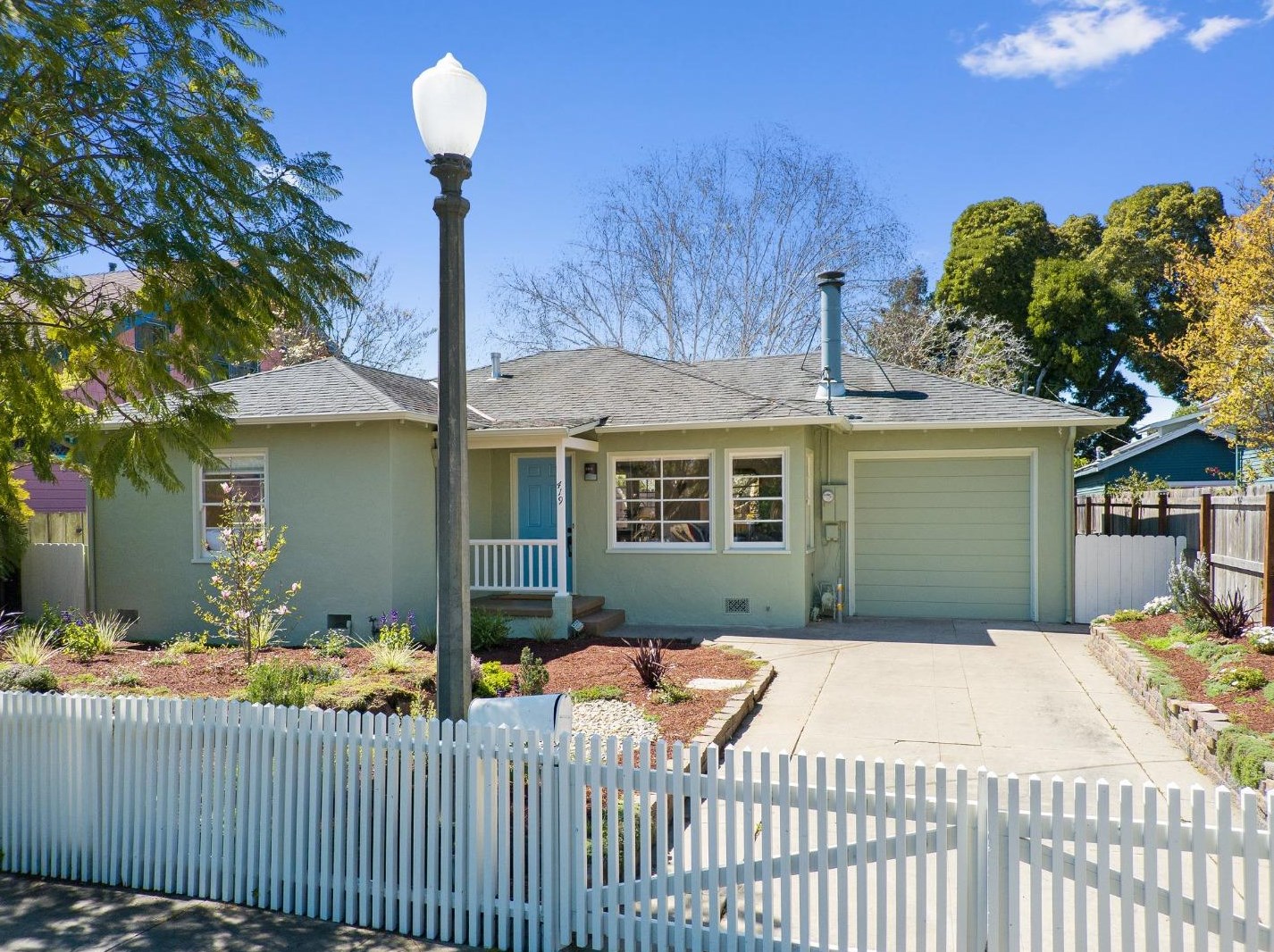 419 Ocean View Ave, Santa Cruz, CA 95062