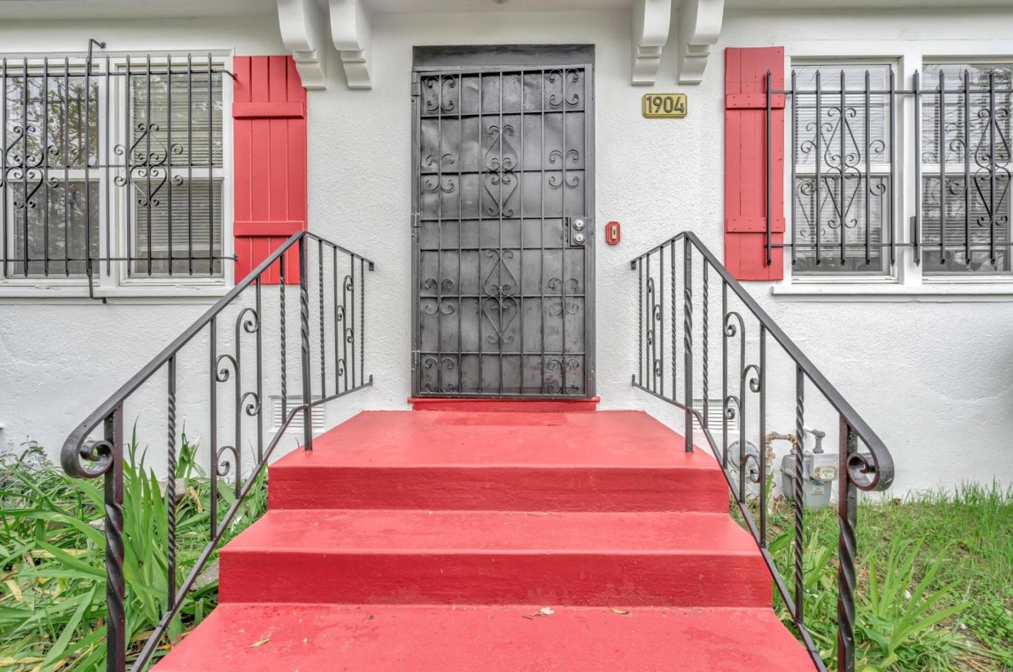 1904 Blake St, Berkeley, CA 94704
