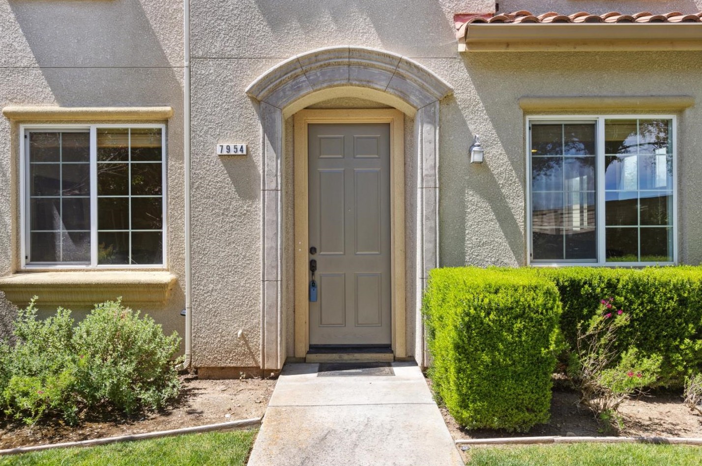 7954 Spanish Oak Cir, Gilroy CA  95020-2539 exterior