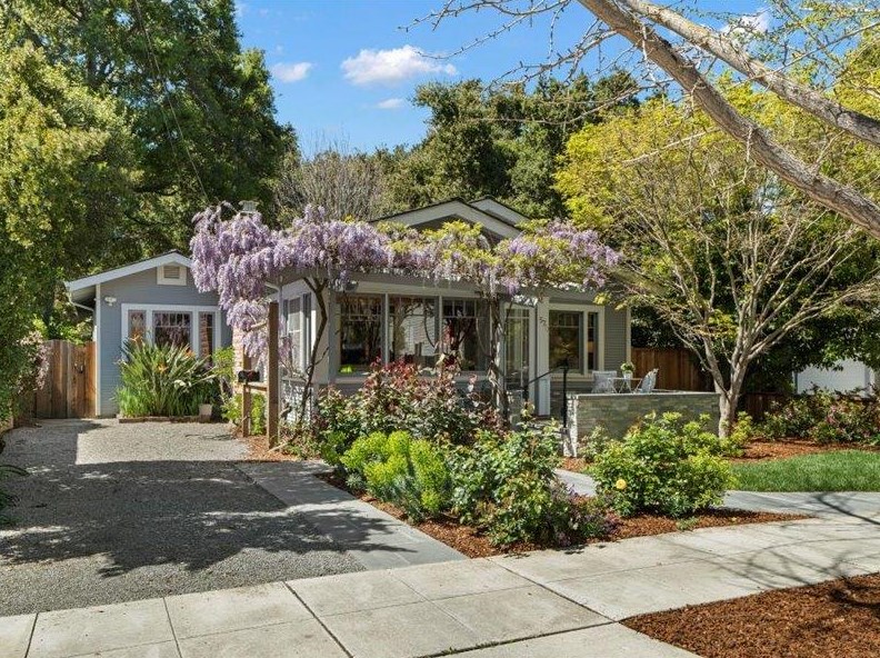 520 View St, Mountain View, CA 94041