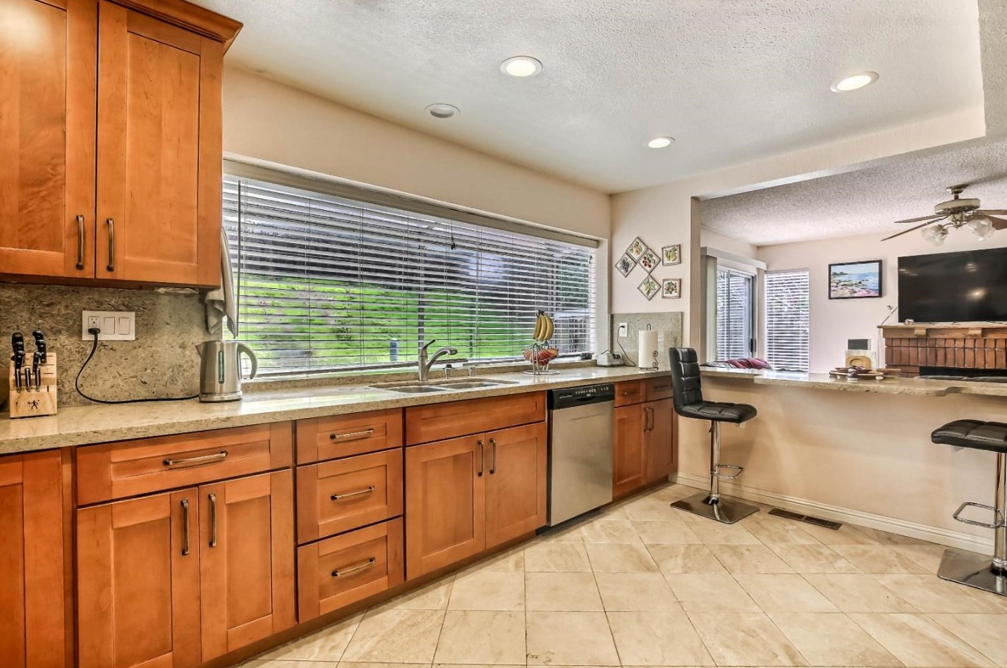 2936 Mitton Ct, San Jose, CA 95148-2807