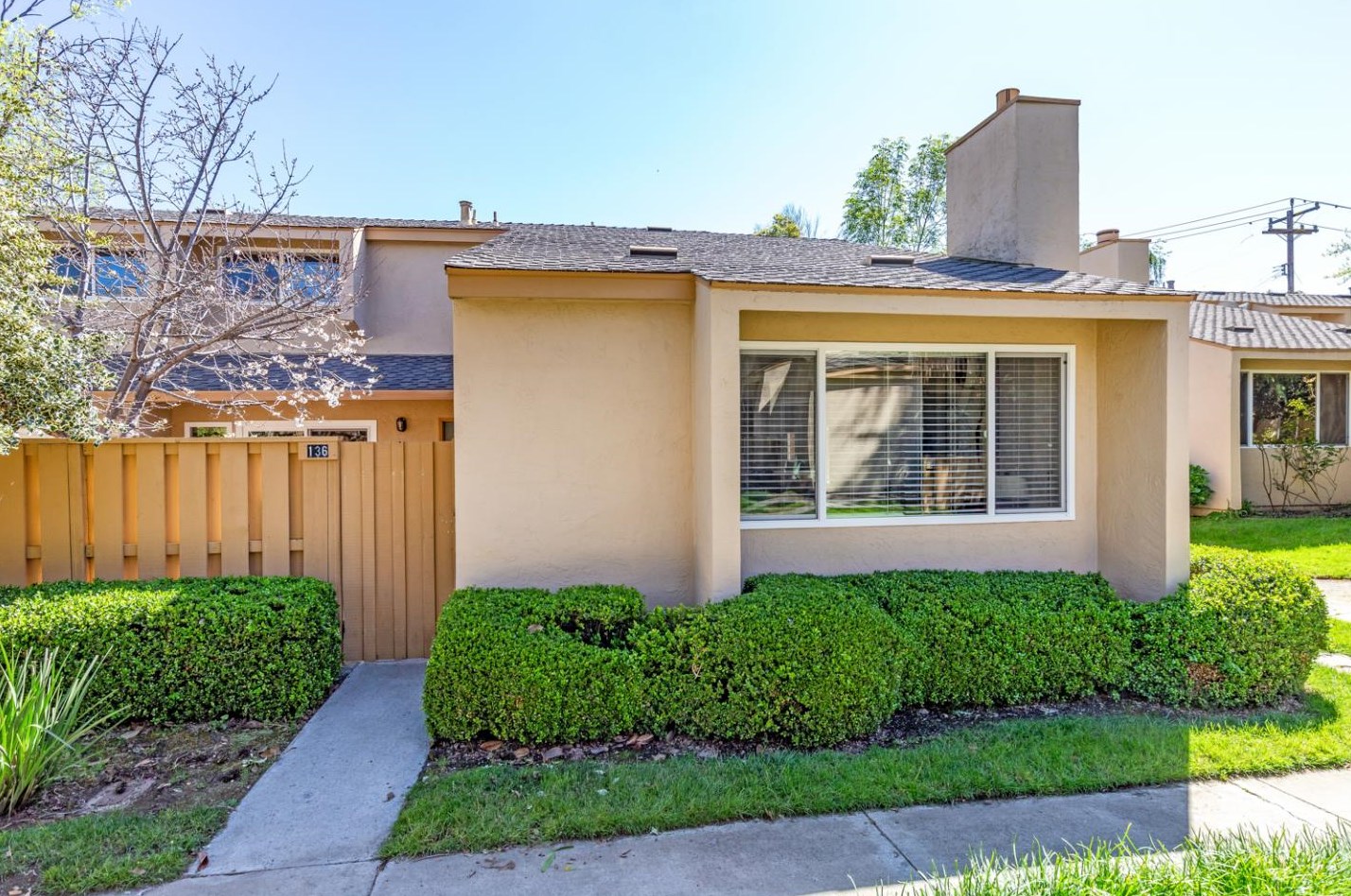 125 Connemara Way 136, Sunnyvale, CA 94087