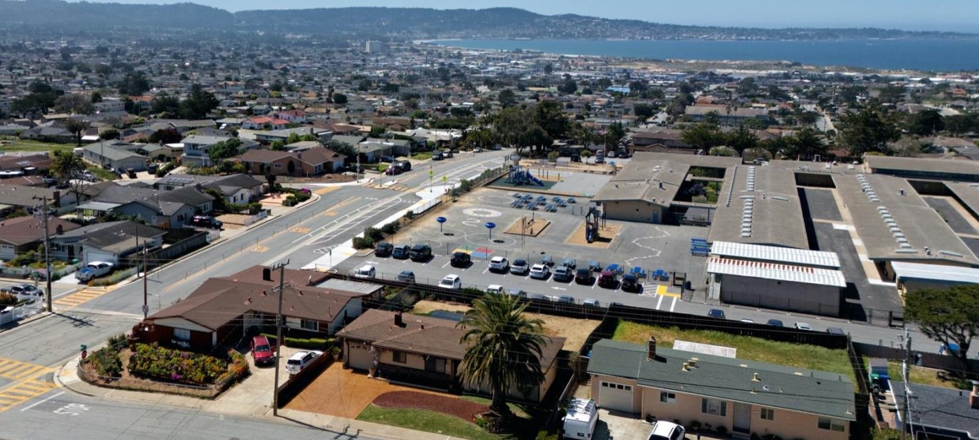 1915 Lincoln St, Seaside, CA 93955-4111