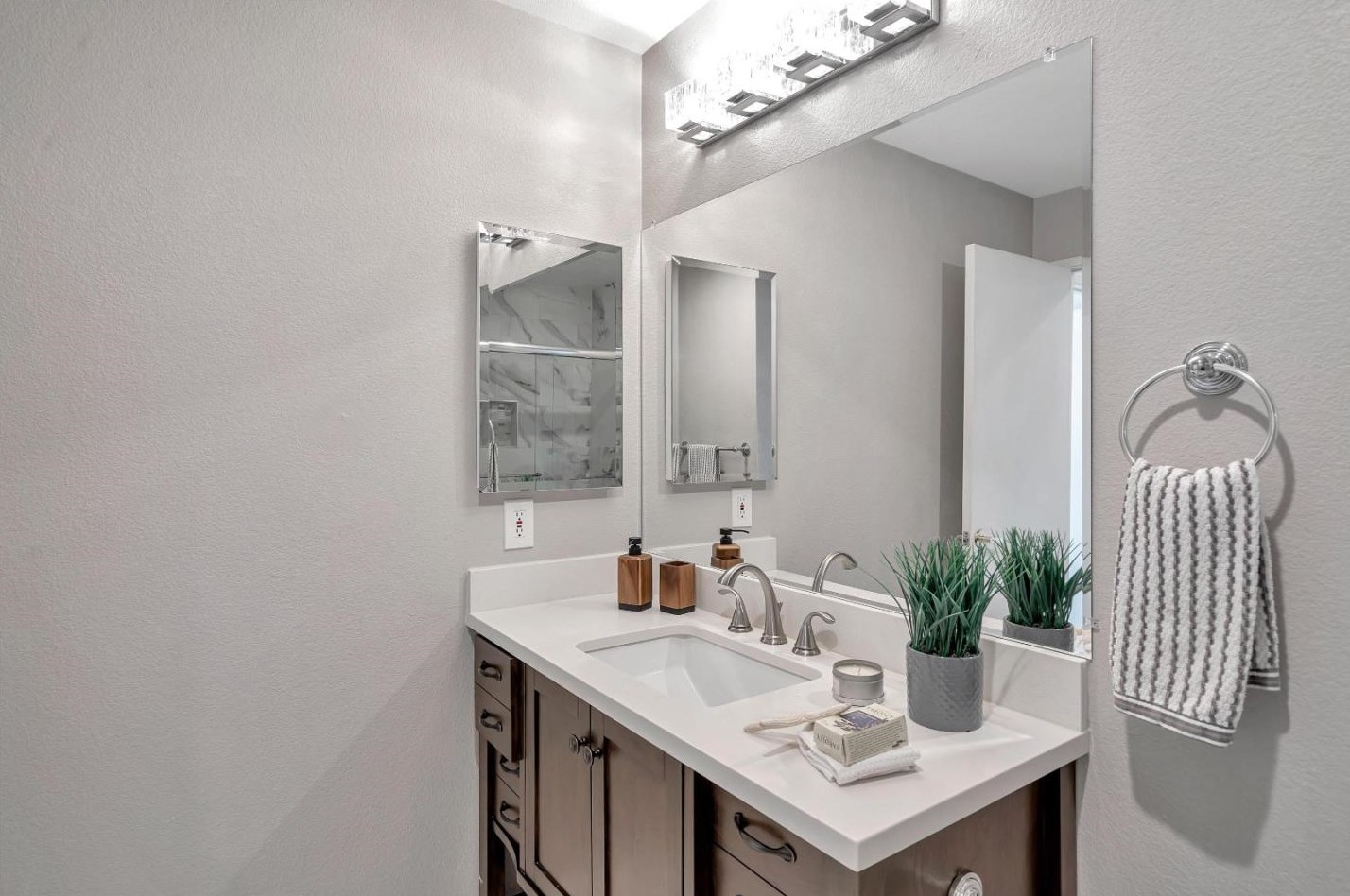 624 Celebration Ct, San Jose CA  95134-2600 exterior