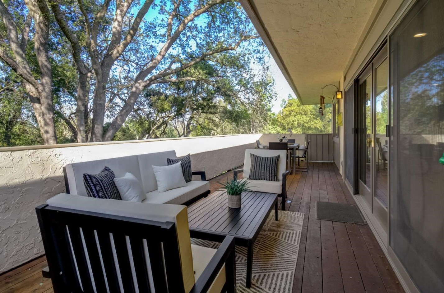 11012 Canyon Vista Dr, Cupertino CA  95014-5405 exterior