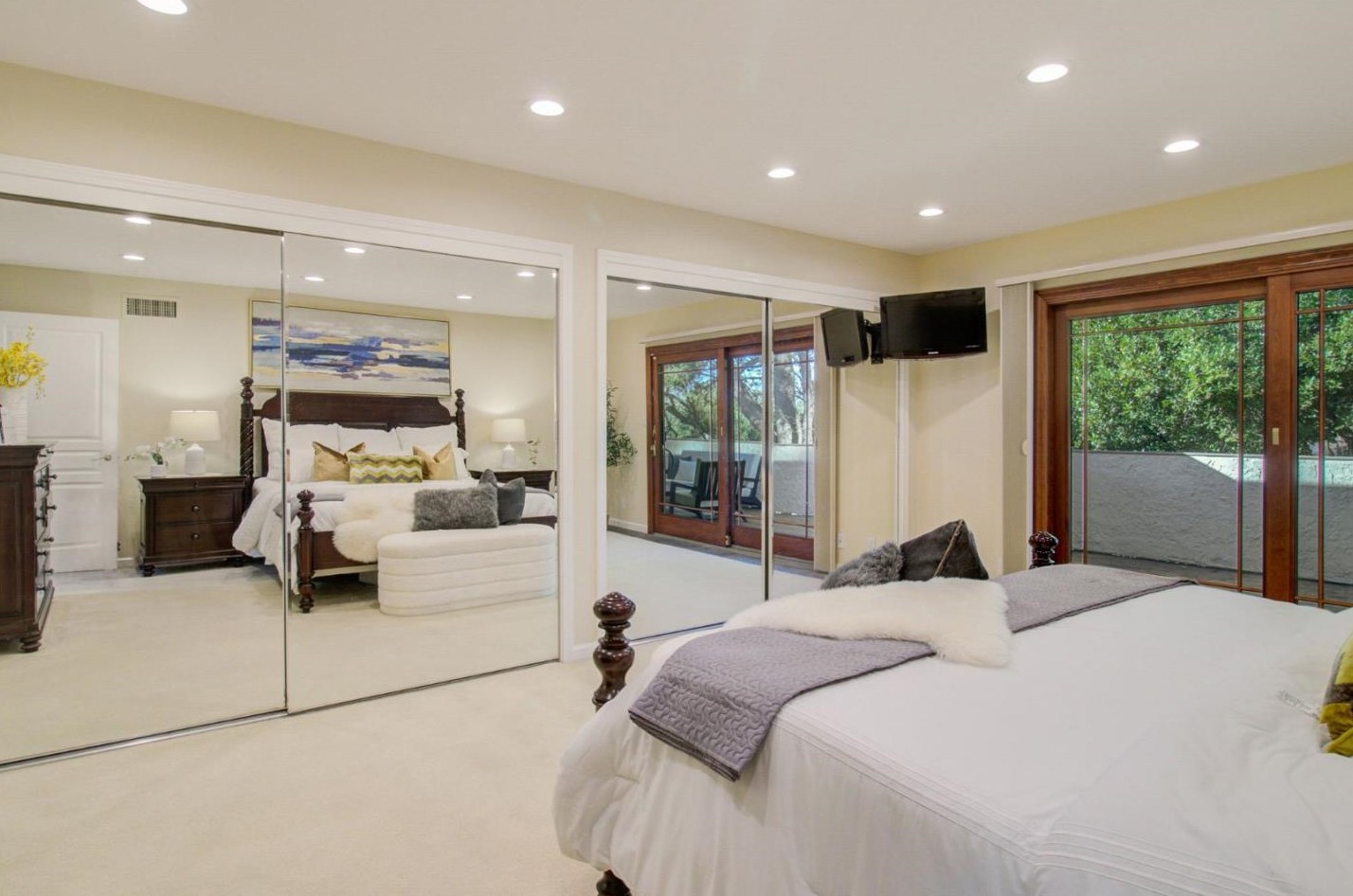 11012 Canyon Vista Dr, Cupertino CA  95014-5405 exterior
