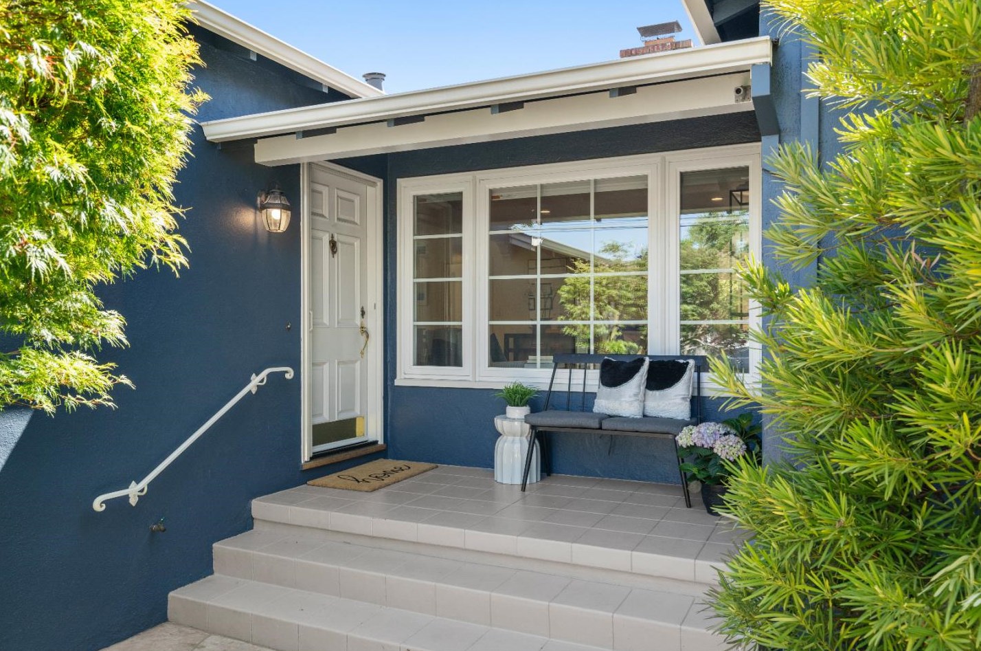 1428 Oak St, San Mateo CA  94402-3012 exterior
