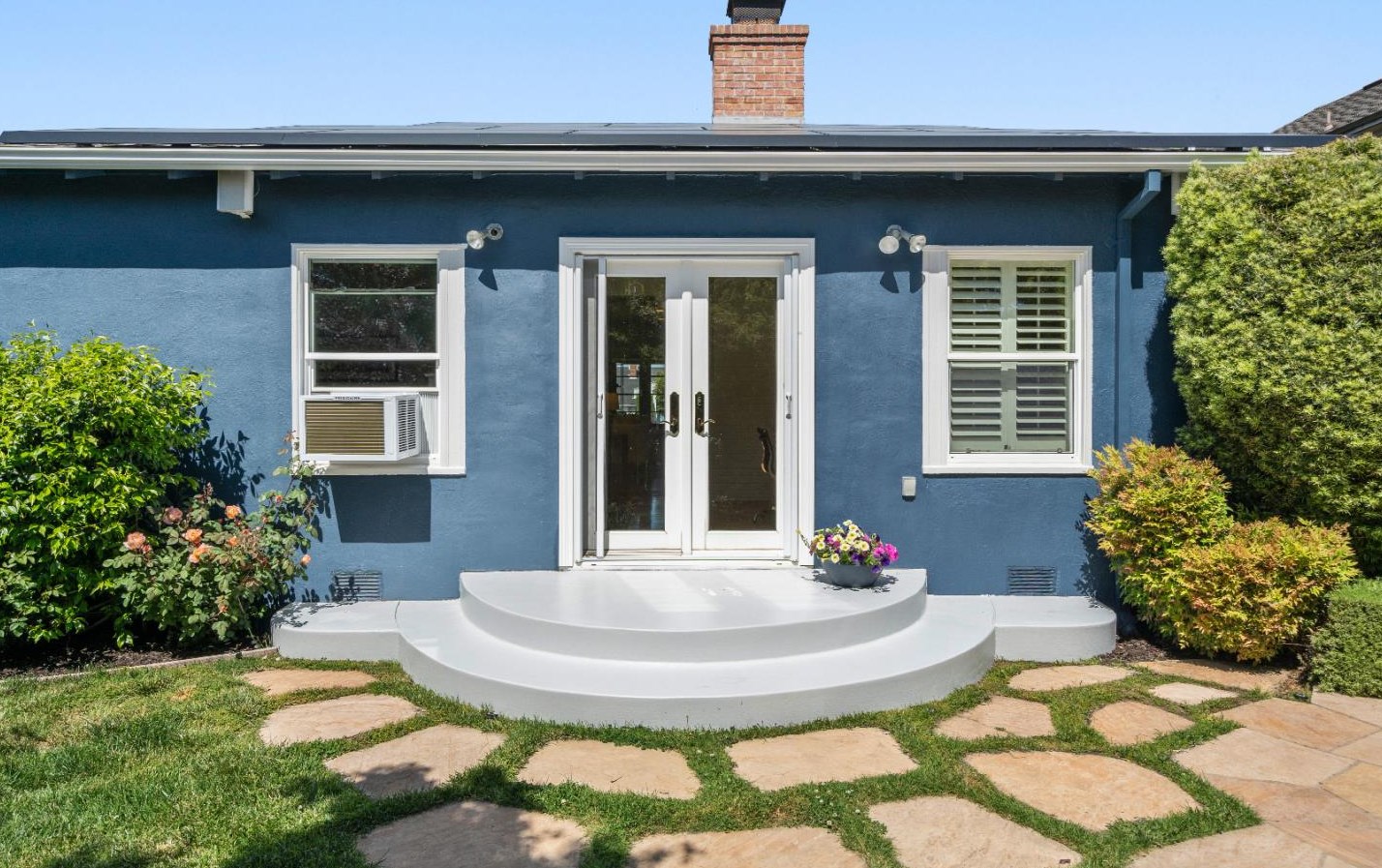 1428 Oak St, San Mateo CA  94402-3012 exterior