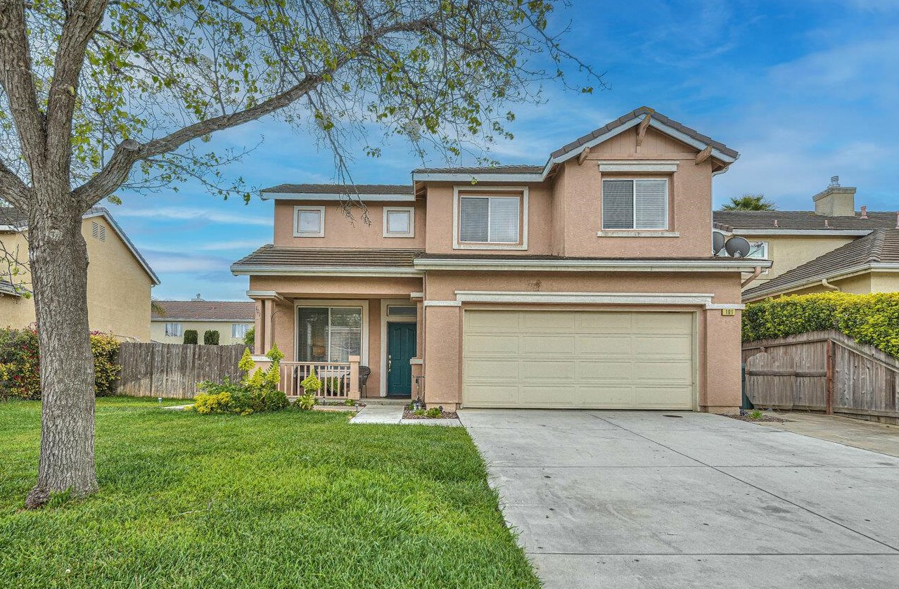 101 Beresini Ln, Hollister CA  95023-9068 exterior