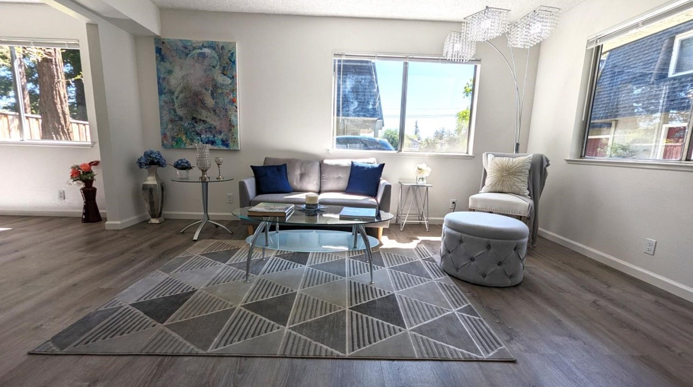53 Dot Ave, Campbell, CA 95008-2750