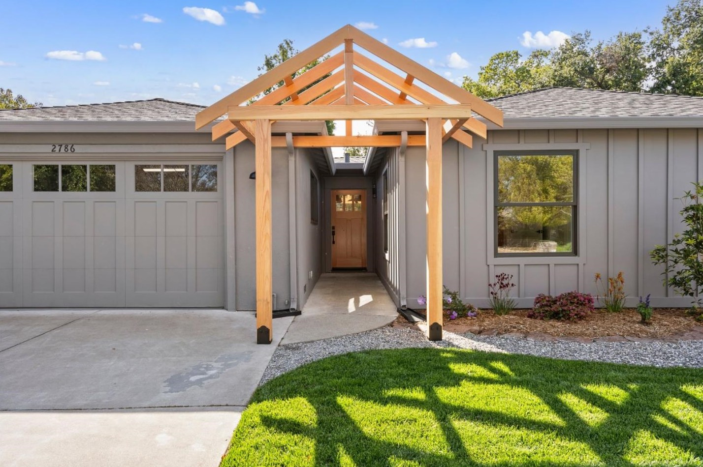 2786 Carolina Ave, Redwood City CA  94061-3245 exterior