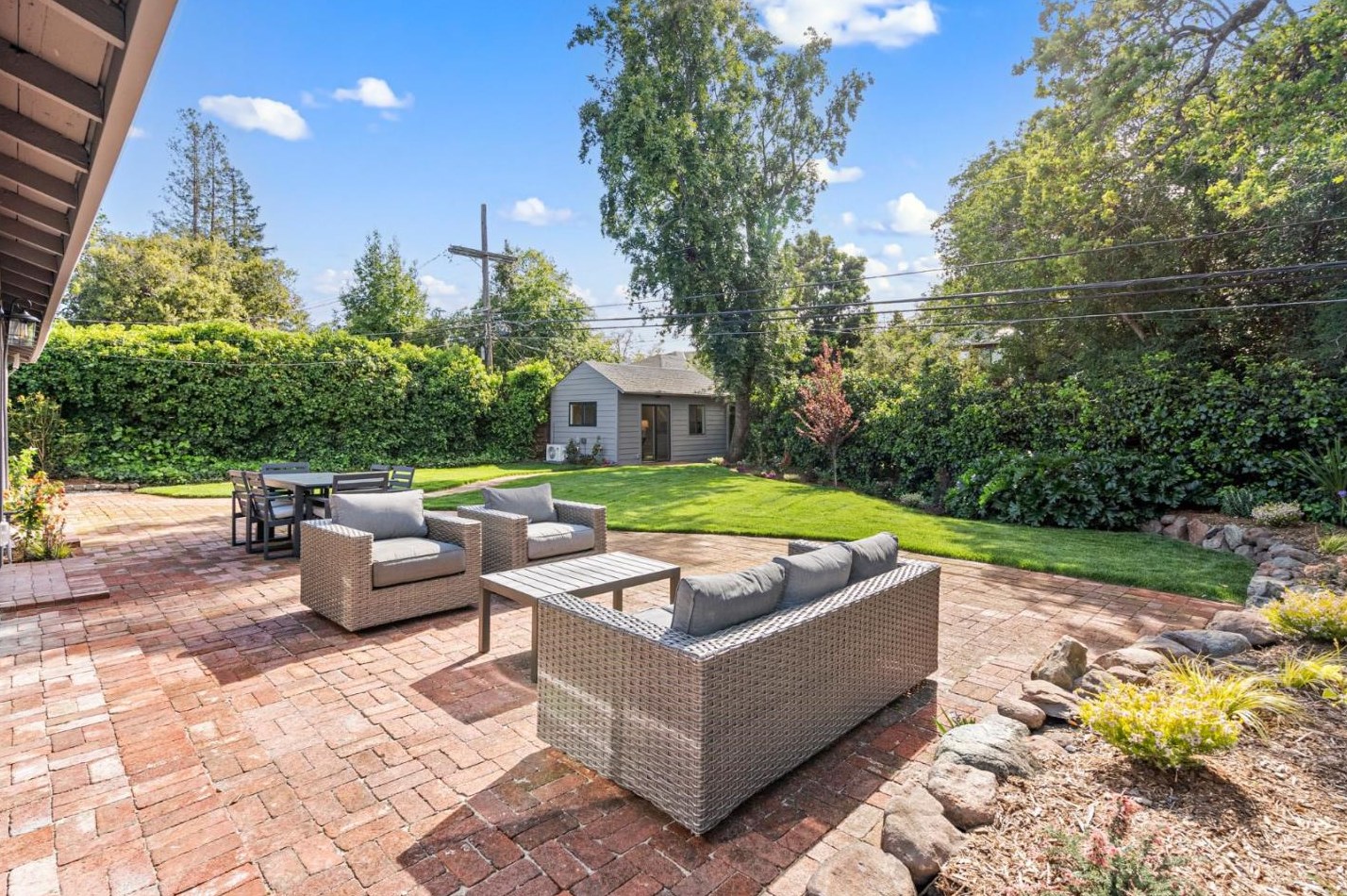 2786 Carolina Ave, Redwood City CA  94061-3245 exterior