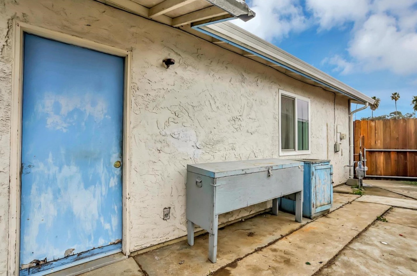 50 Almond Ct, Hollister CA  95023-3548 exterior