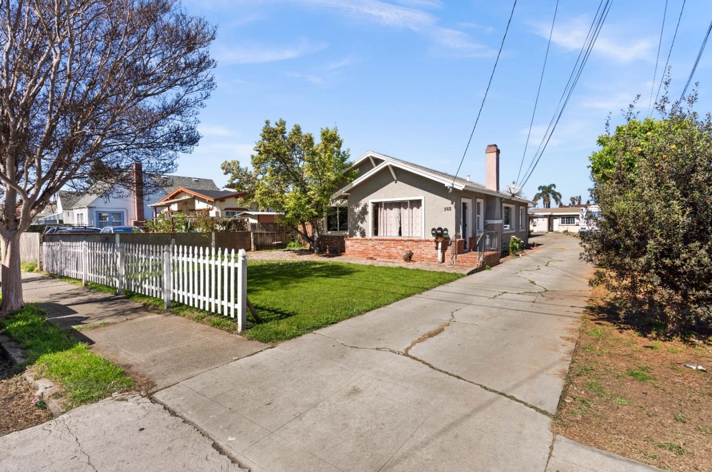 562 Simon St, Hayward, CA 94541