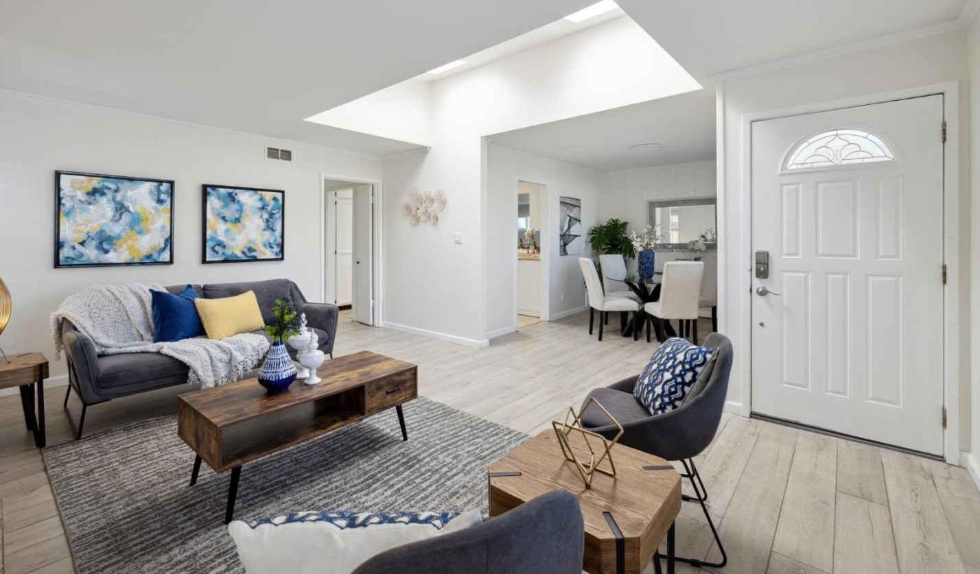 1425 Gilmore St, Mountain View CA  94040-2914 exterior