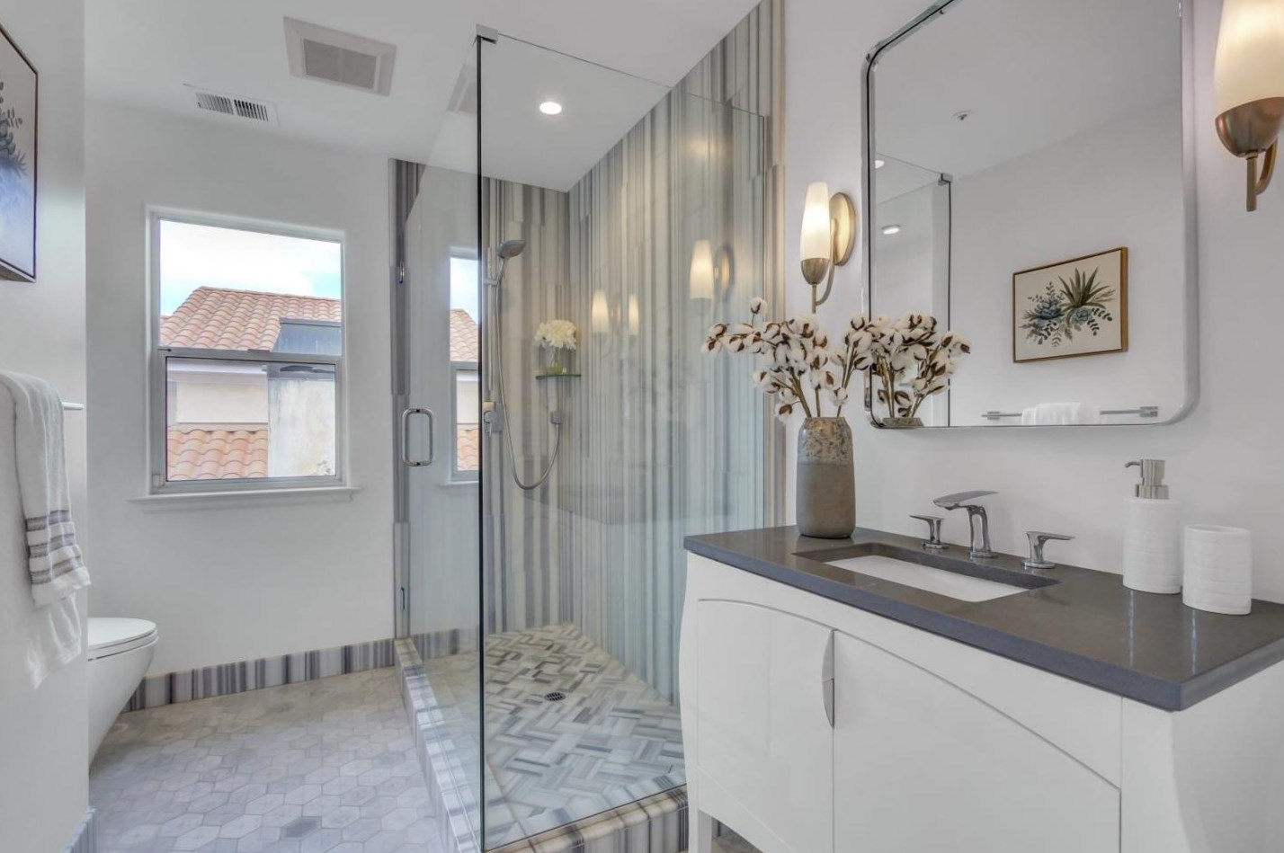 2063 Gordon Ave, Menlo Park CA  94025-6034 exterior