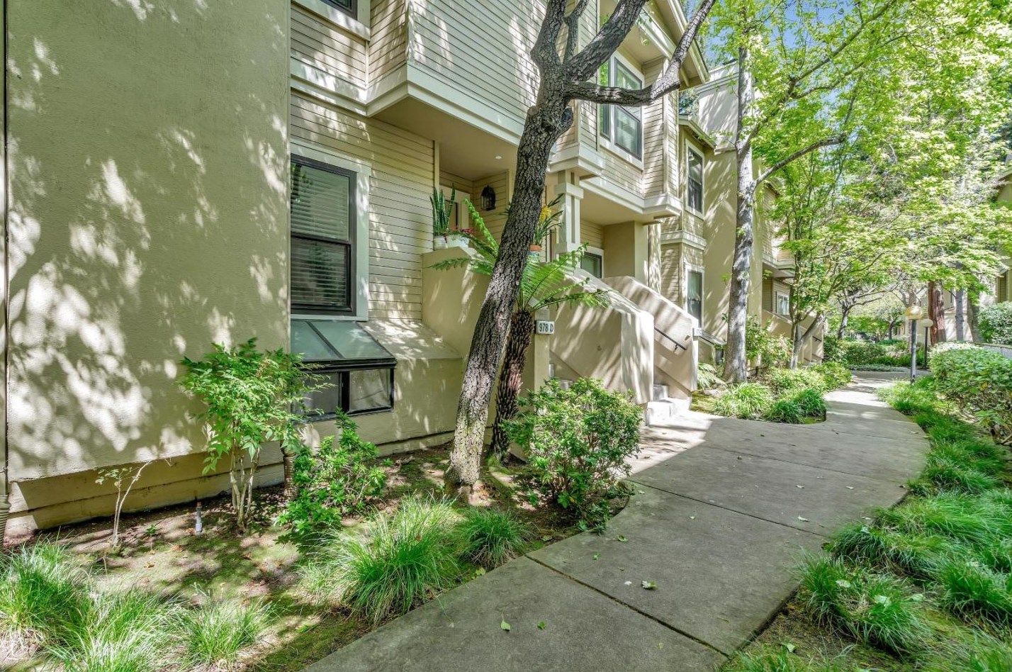 978 La Mesa Ter D, Sunnyvale, CA 94086